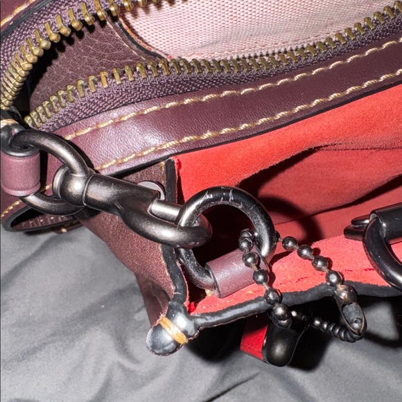 Coach rogue 25-Oxblood - Picture 12 of 16